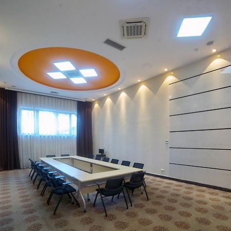 Grand Voyage Hotel Almaty Luaran gambar