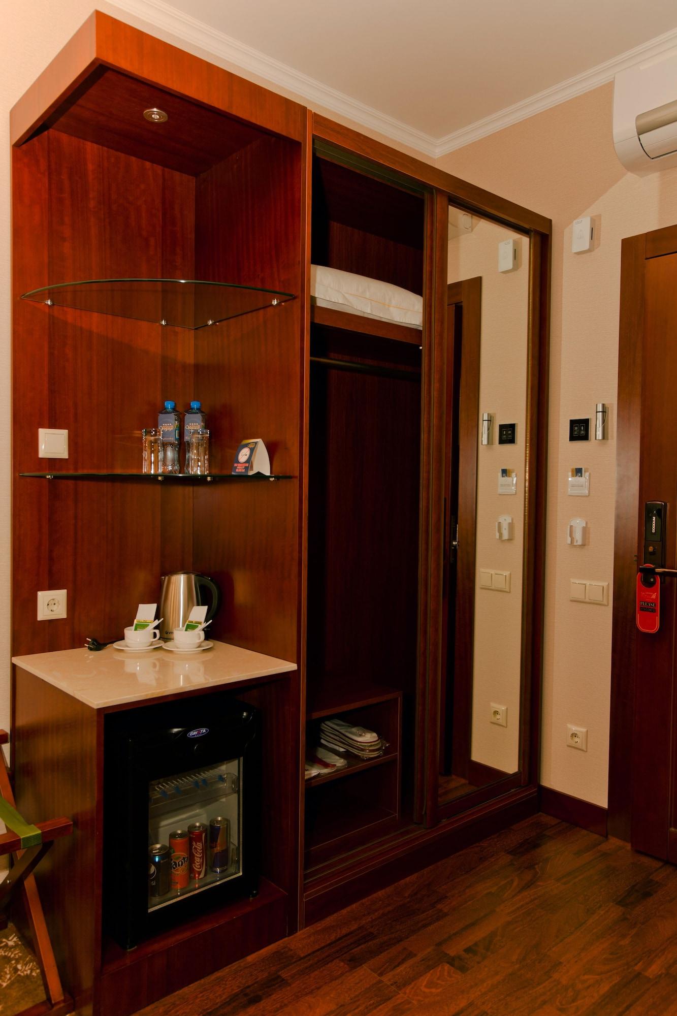 Grand Voyage Hotel Almaty Luaran gambar