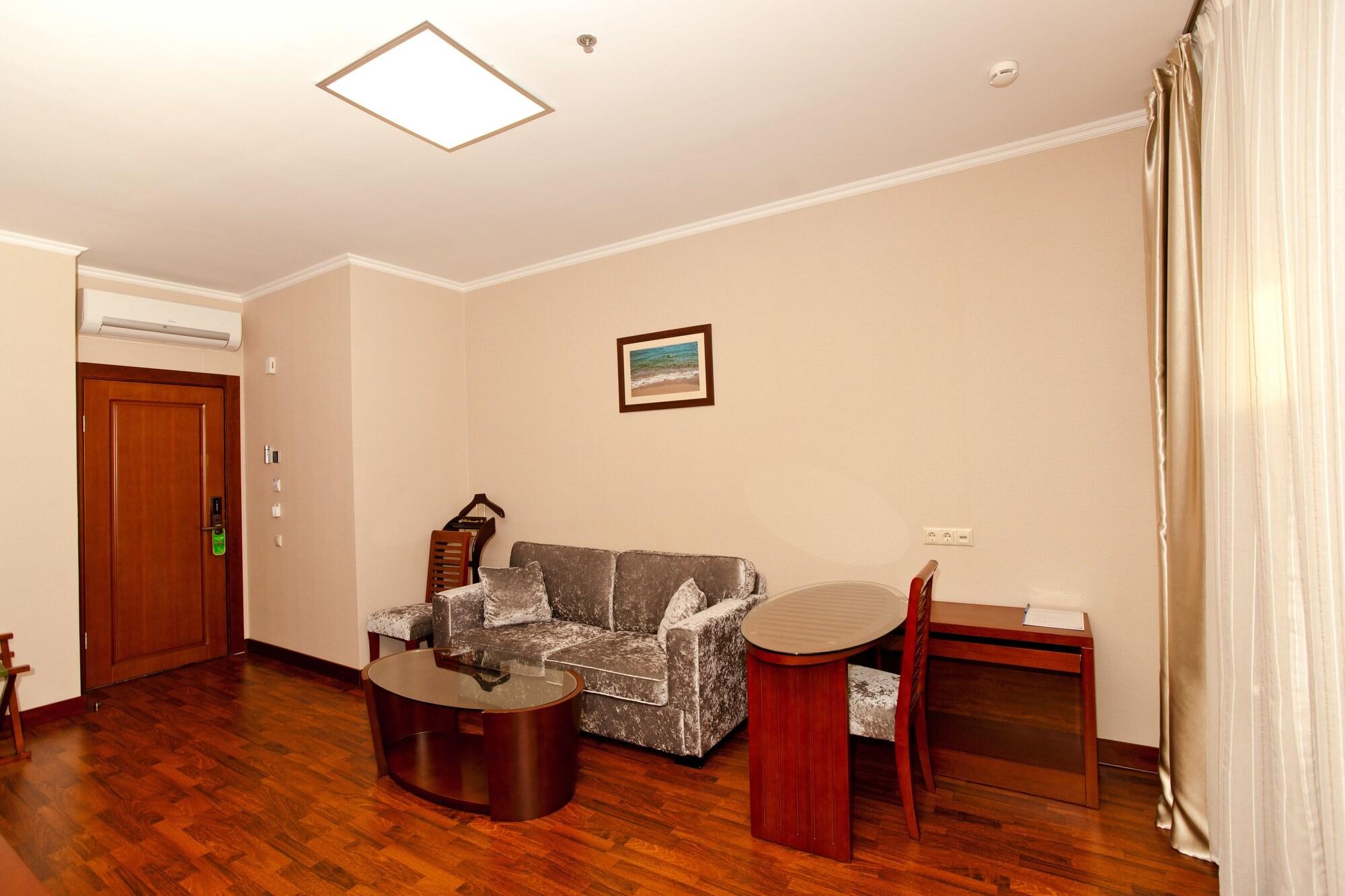 Grand Voyage Hotel Almaty Luaran gambar
