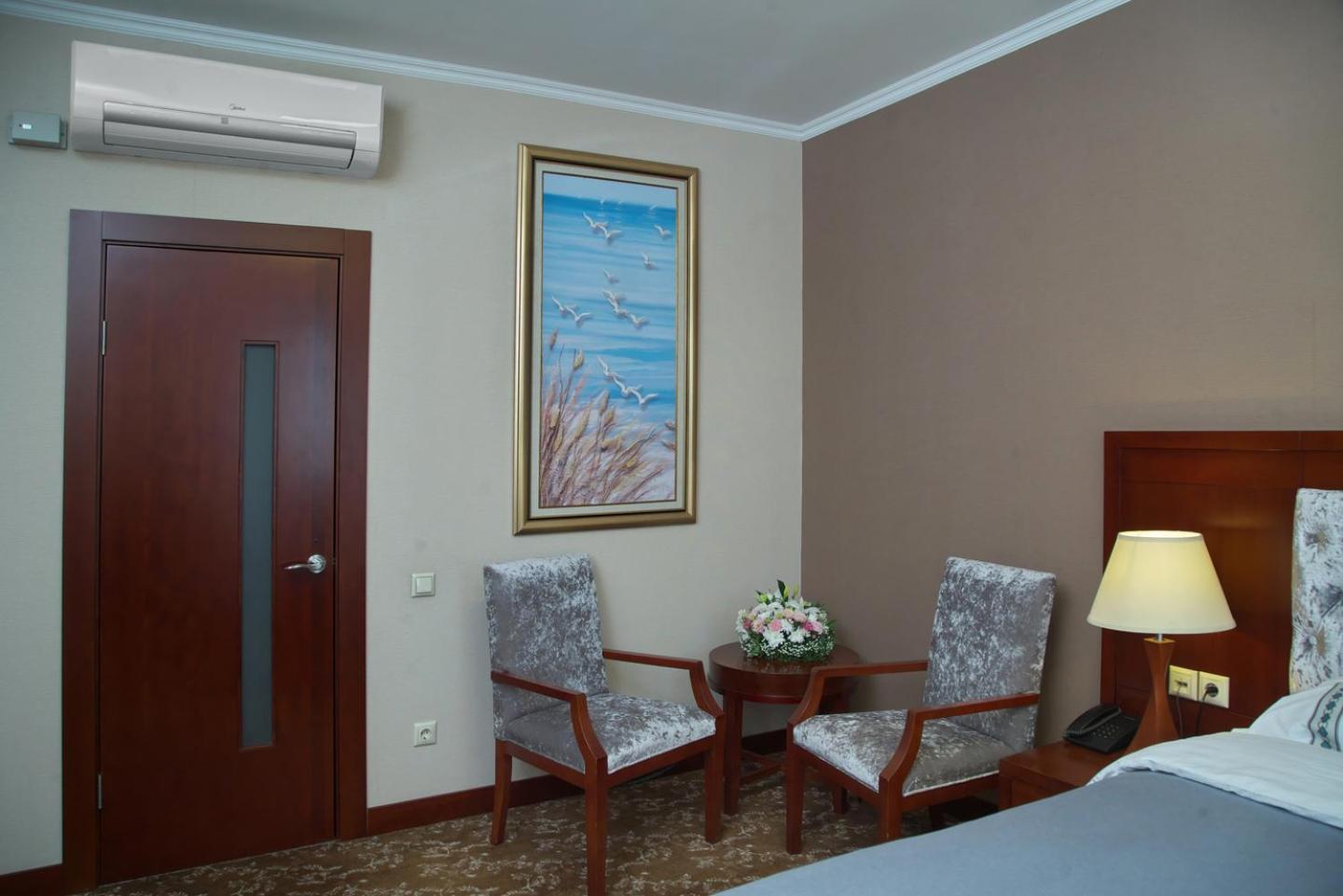 Grand Voyage Hotel Almaty Luaran gambar