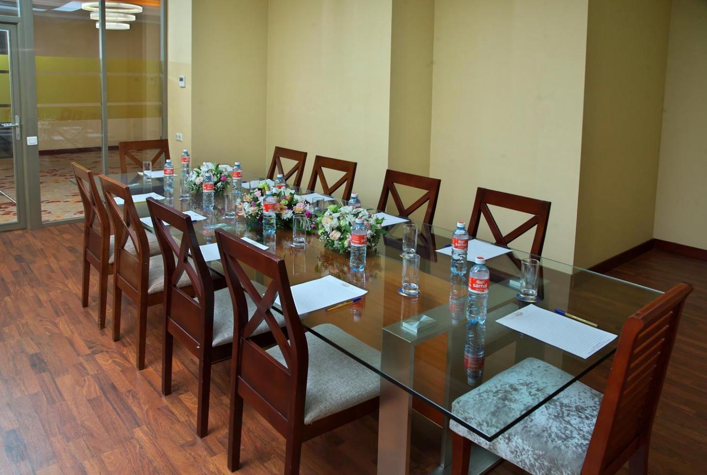 Grand Voyage Hotel Almaty Luaran gambar