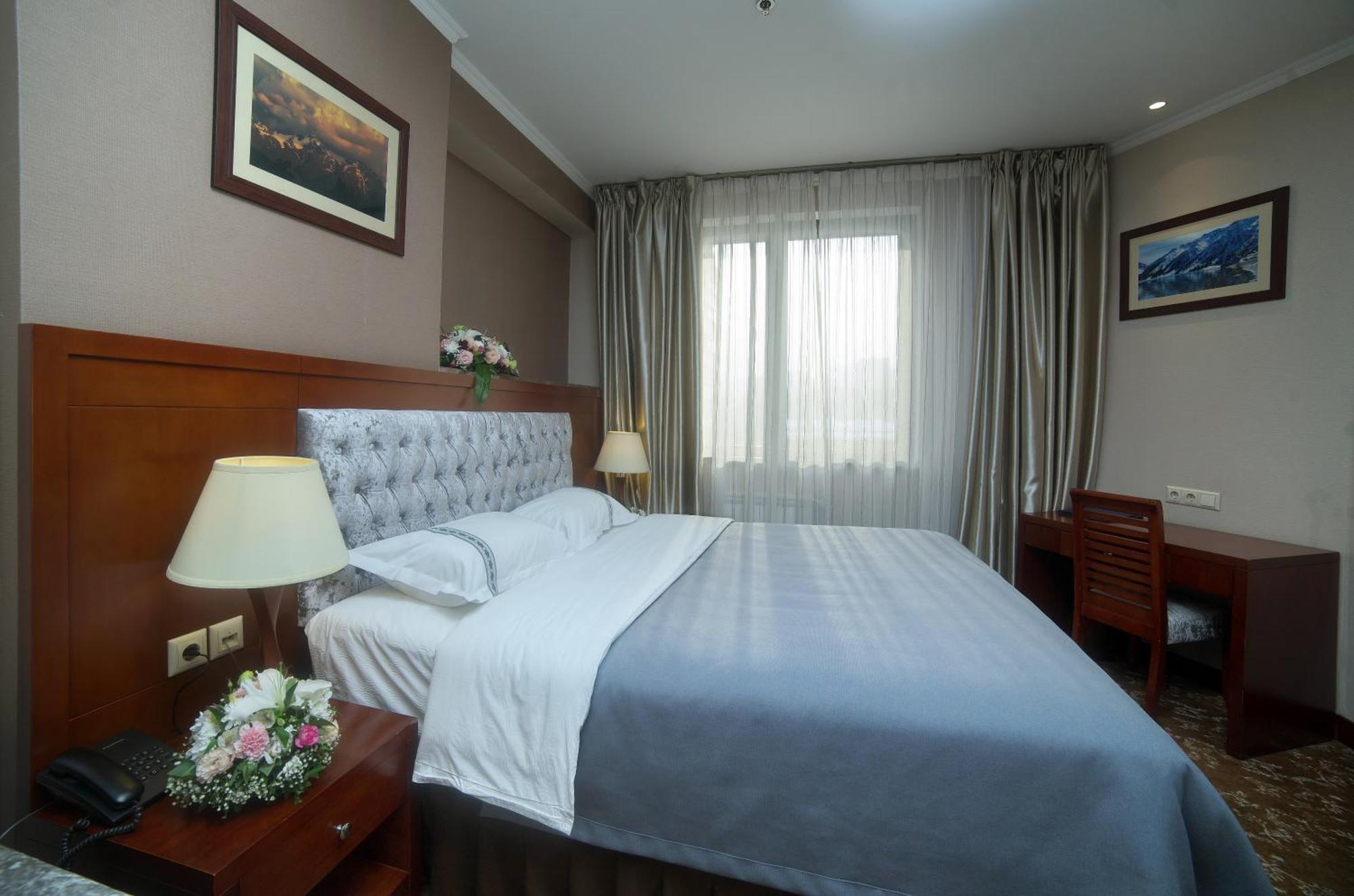 Grand Voyage Hotel Almaty Bilik gambar